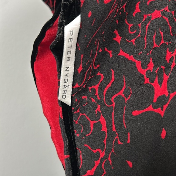 Peter Nygard Scarf Double Sided Black Velvet Red Printed Silk Fringe - Picture 8 of 16
